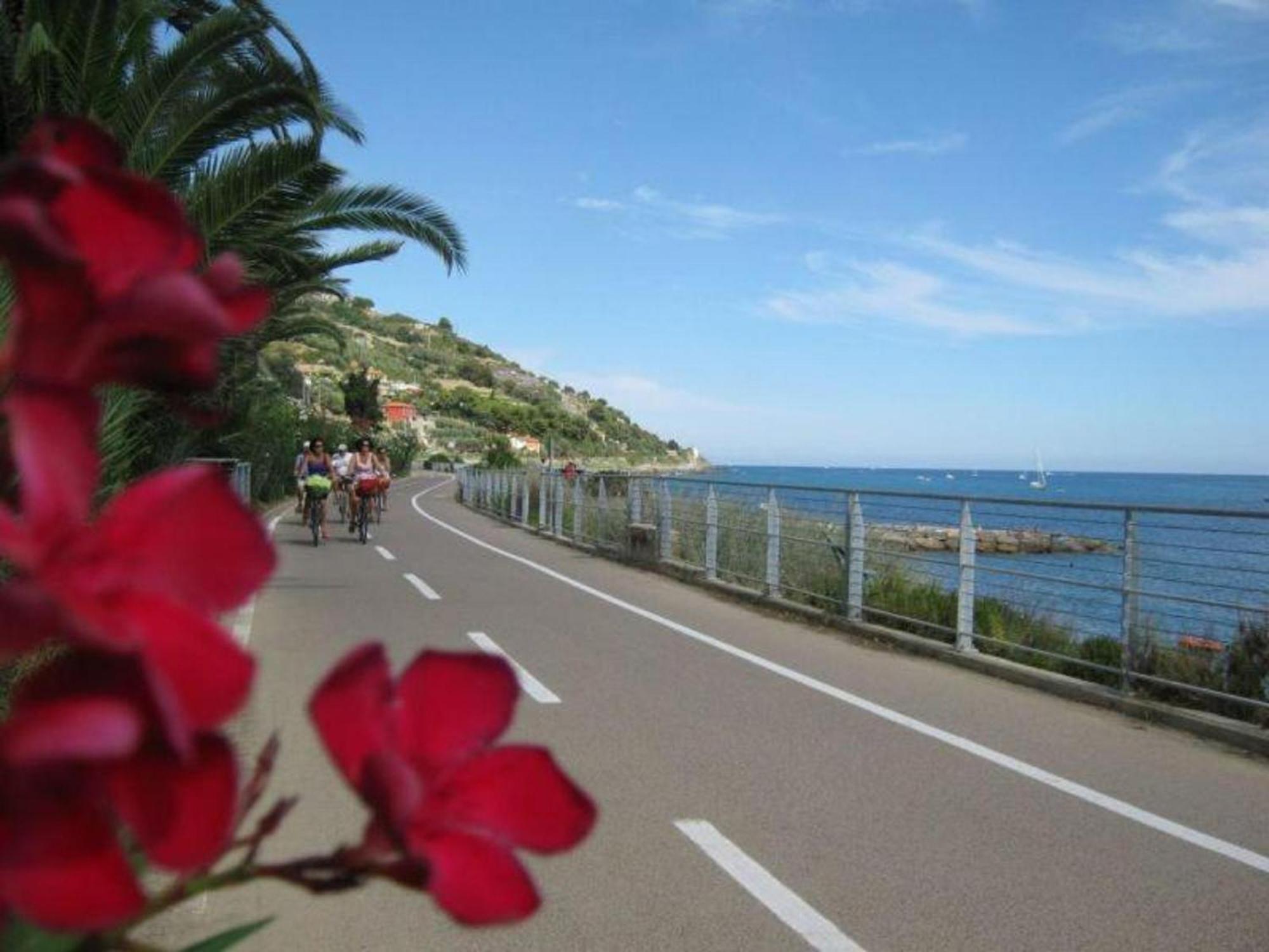 "Sapore Di Liguria" In Antico Borgo Terzorio Bagian luar foto